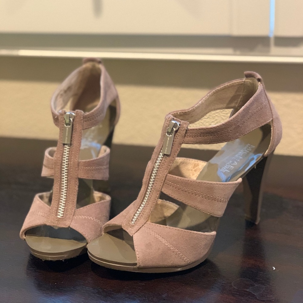 MICHAEL KORS High heals!!! super cute